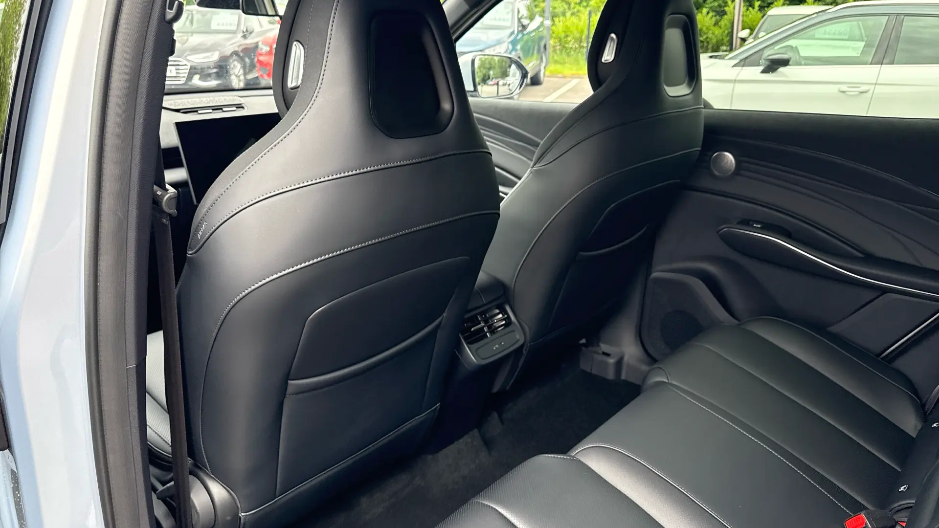 Image 12