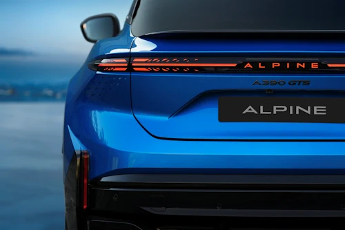 Alpine A390
