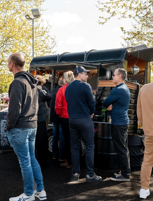 Lamborghini Tunbridge Wells Hosts Apex Car Club Cars & Coffee Event