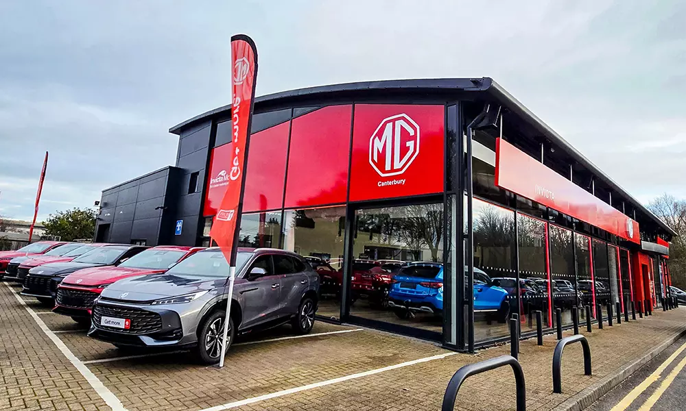 Invicta MG Canterbury image 1