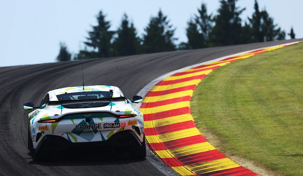 Turner stays cool in GT4 European sizzler at Spa-Francorchamps
