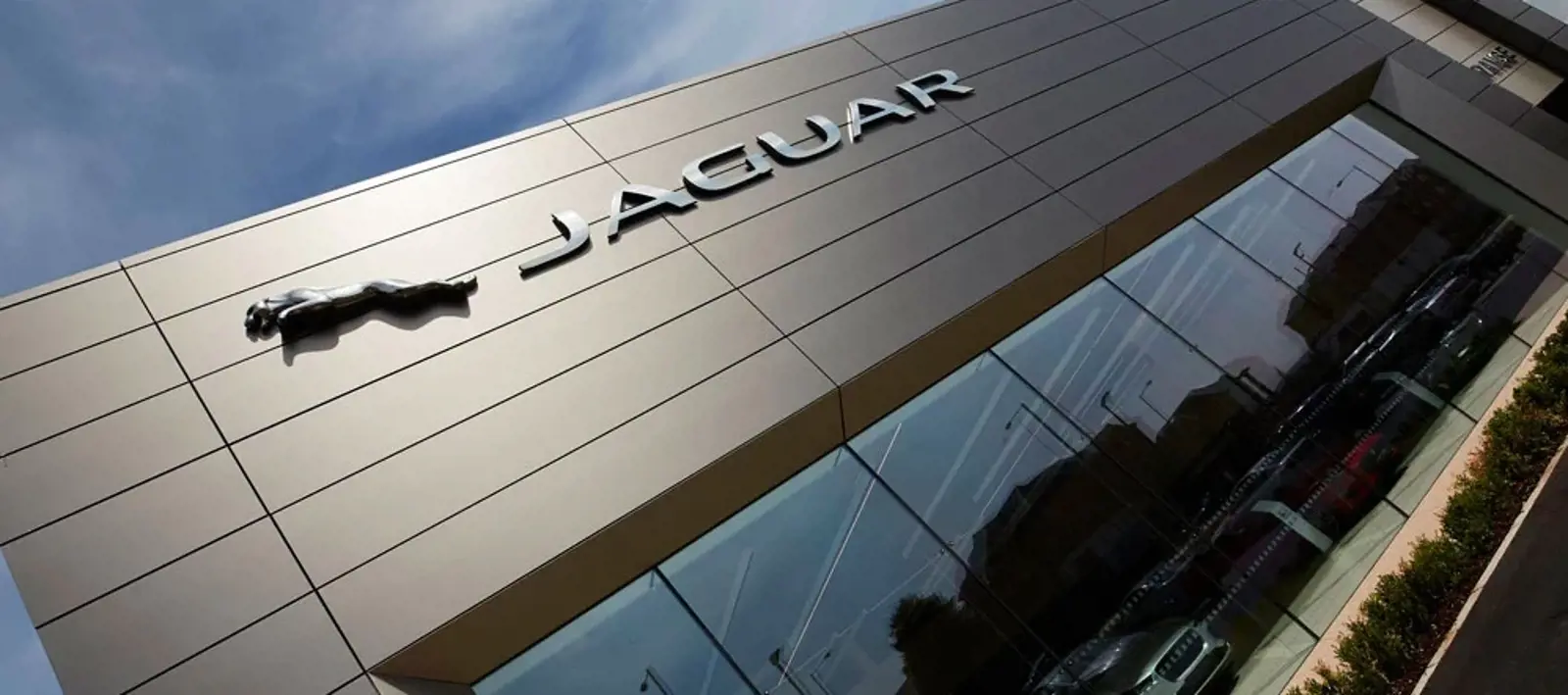 Jaguar Swindon image 1