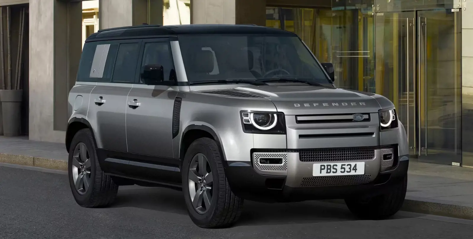 Land Rover Defender X-Dynamic S Offer