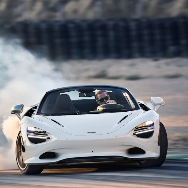 750S Spider