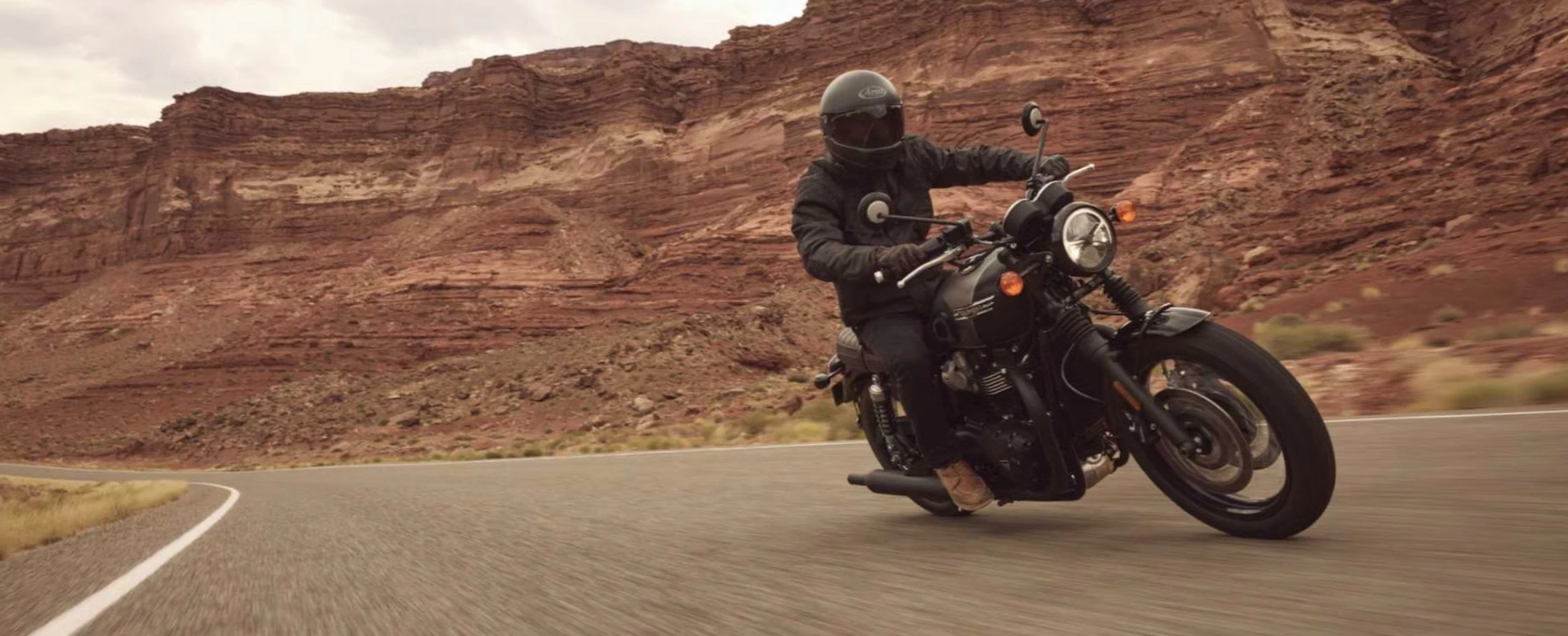 Bonneville T120 Black