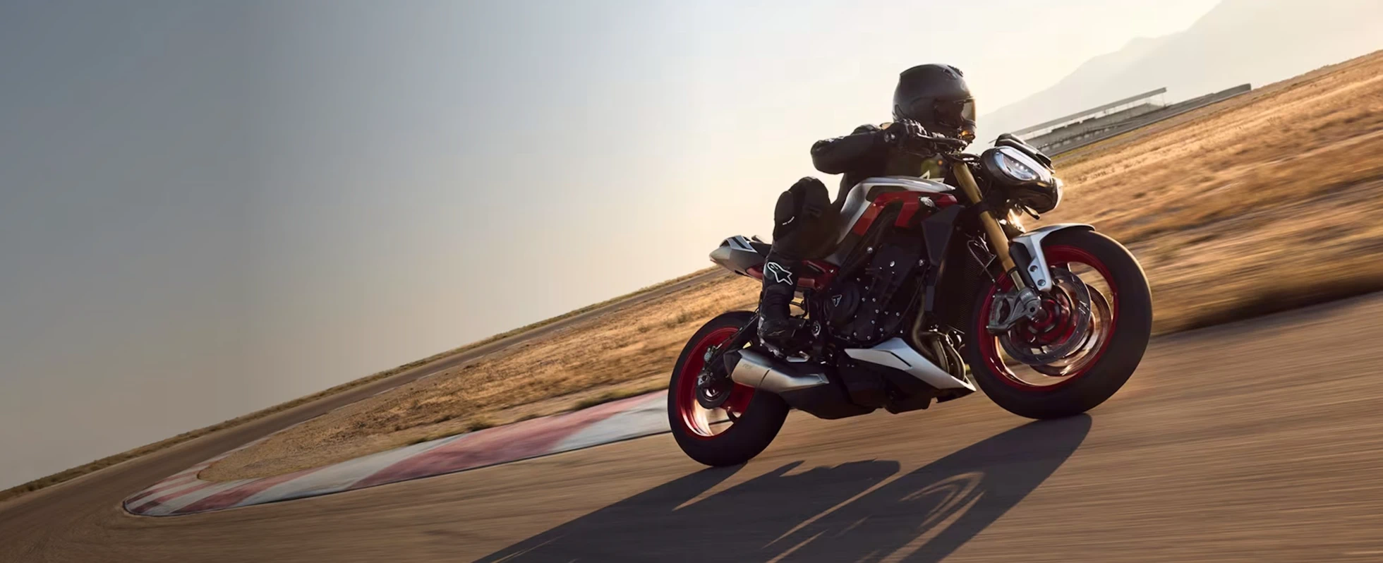 Street Triple 765 RX