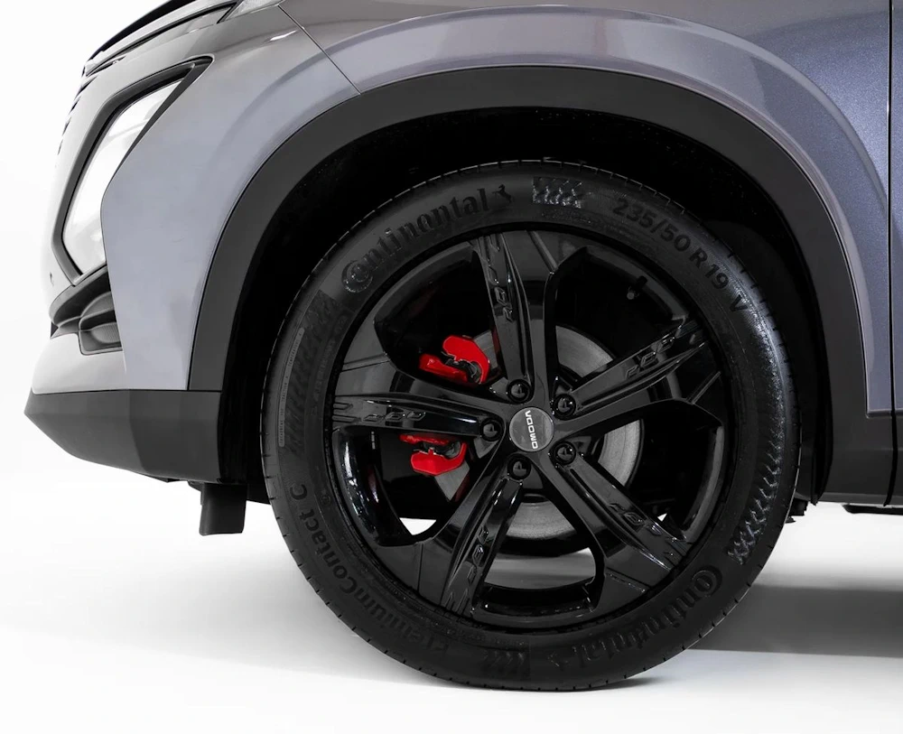 OMODA 5 alloy wheel detail