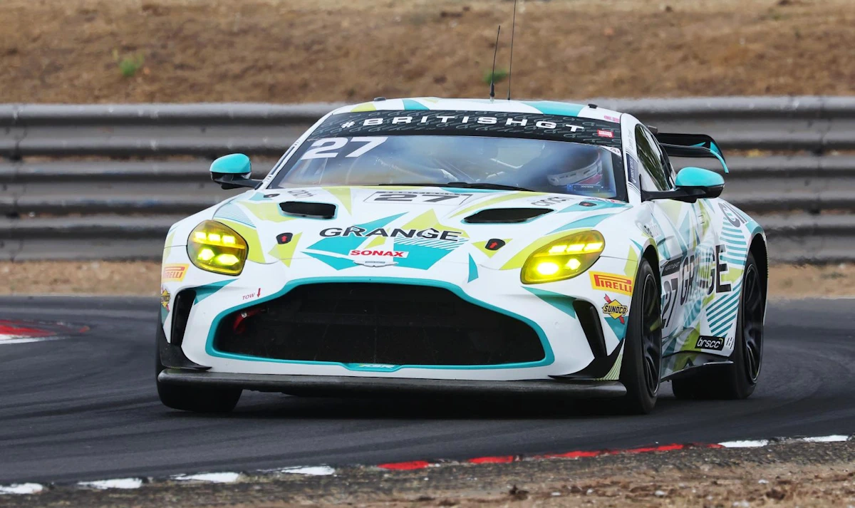 Turner wins at Snetterton