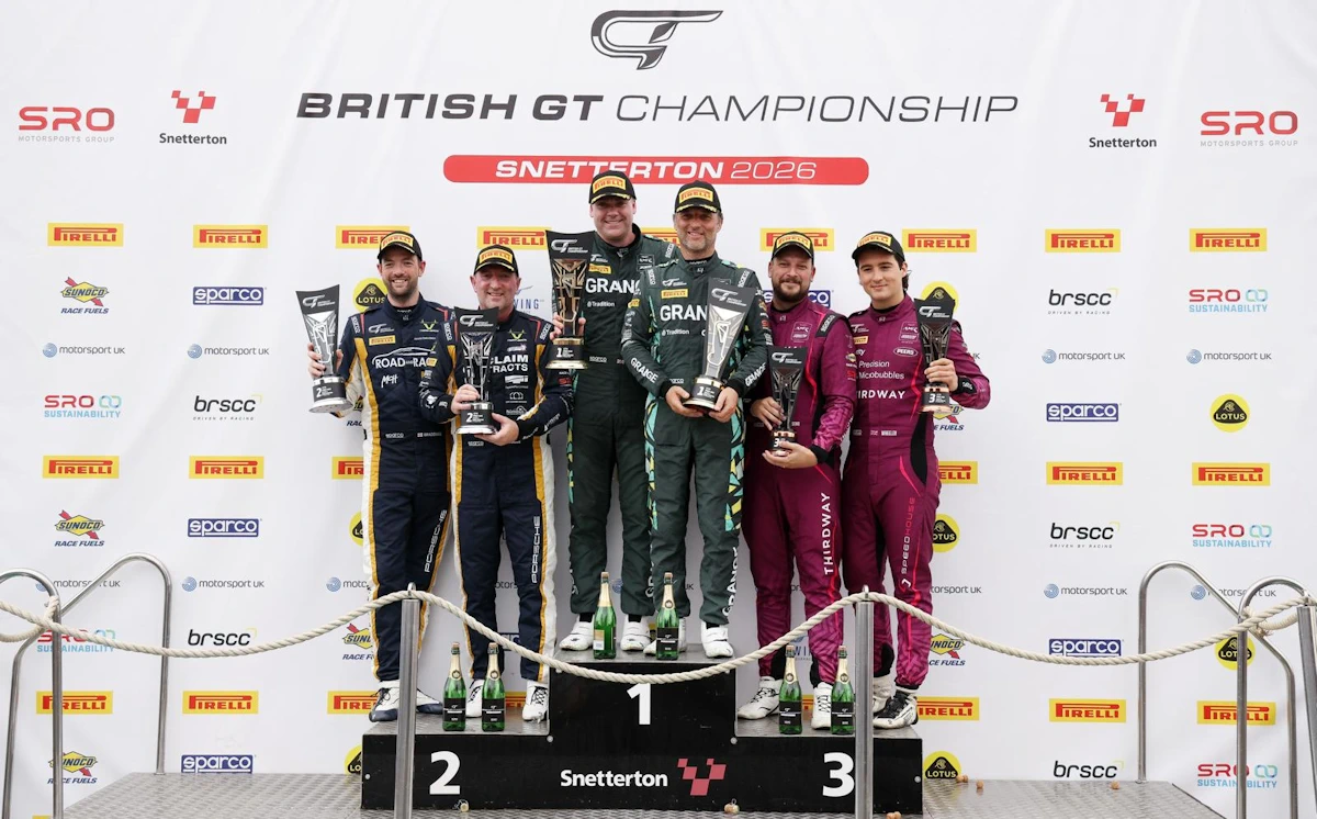 Turner wins at Snetterton