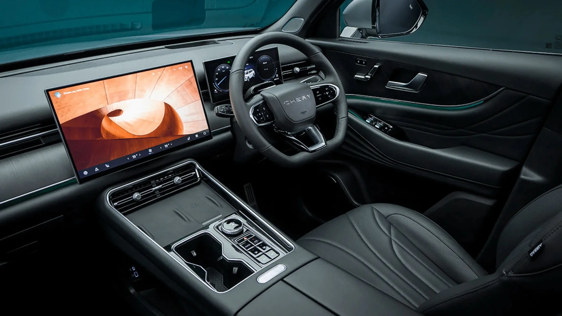 Chery TIGGO 9 Super Hybrid interior with digital displays